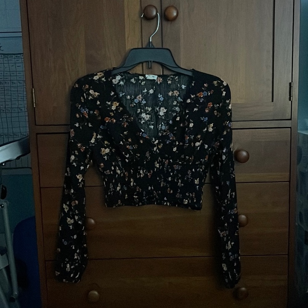Floral Cropped Blouse